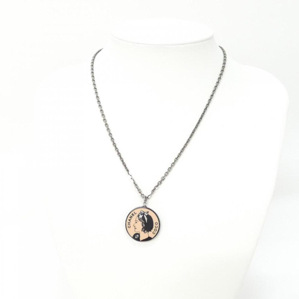 CHANEL Authentic Black Necklace - Picture 6 of 6